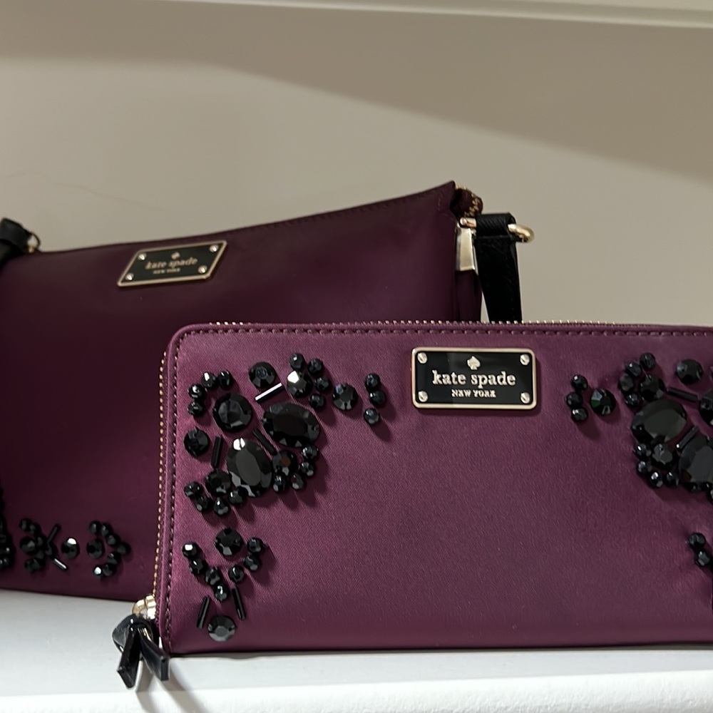 Burgundy Kate spade crossbody - Picture 4 of 4